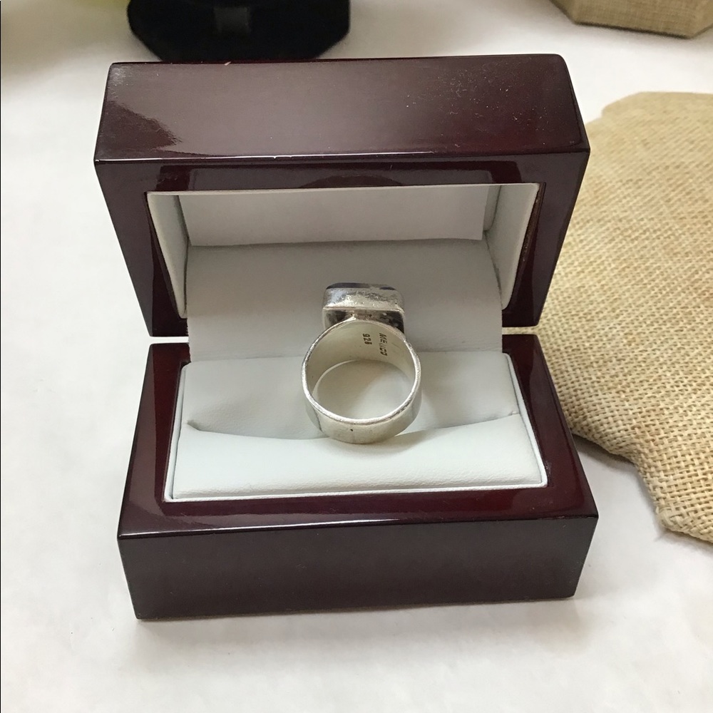 Silver ring - Picture 2 of 5